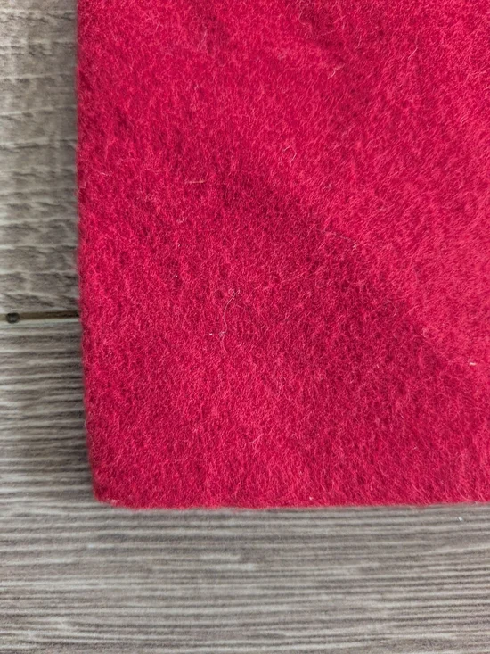 Red Drawstring Dust Bag - Picture 5 of 9